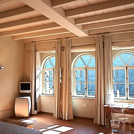 Отель Relais San Rocco 4*